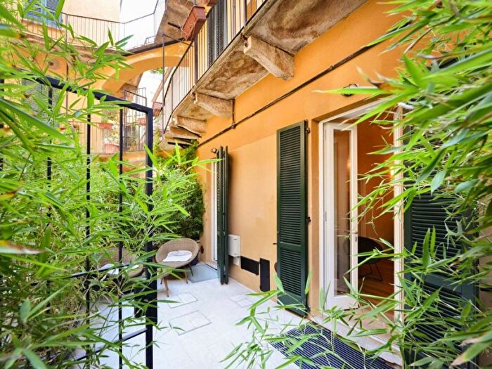 Appartamento trilocale in affitto in Corso Garibaldi, Lanza, Milano