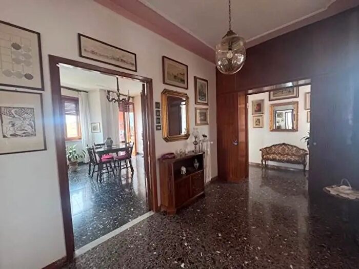 Appartamento trilocale in vendita in Livorno