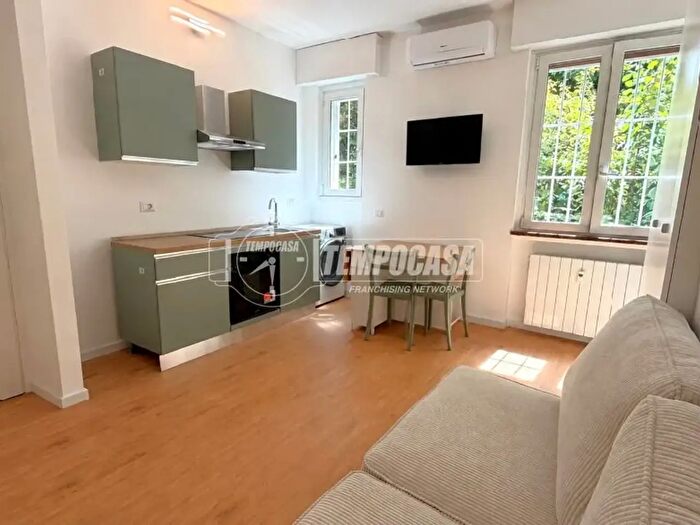 Appartamento monolocale in affitto in Via Monfalcone, Milano