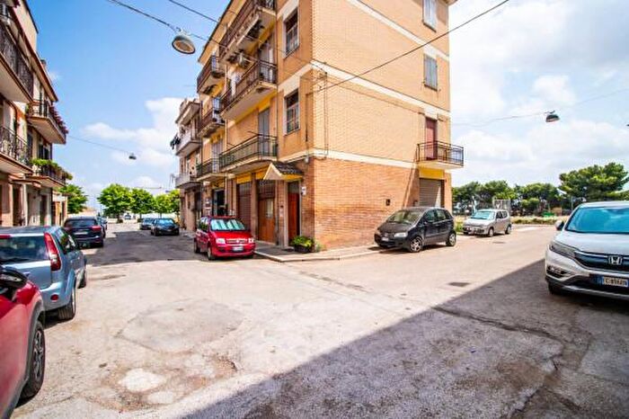 Appartamento quadrilocale in vendita in Via Giacomo Puccini, Lucera