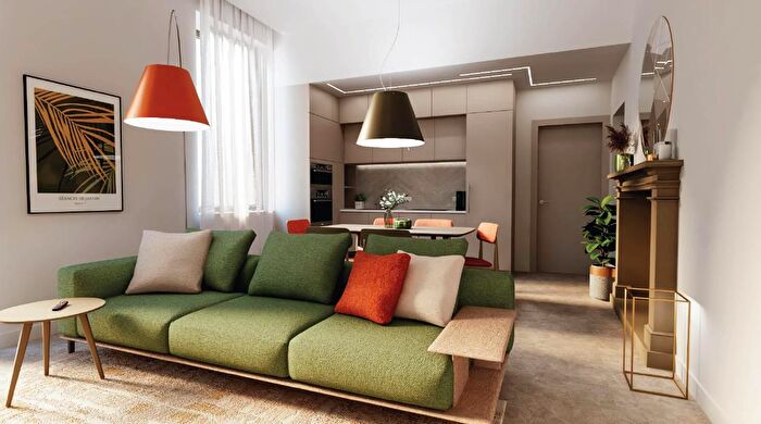 Appartamento trilocale in vendita in Via Carducci, Gallarate