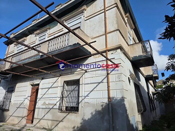 Casa con 11 locali in vendita in E, Motta San Giovanni