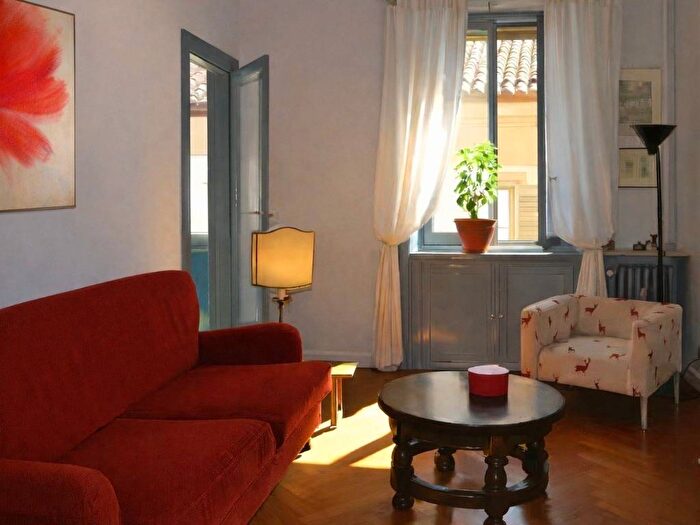 Appartamento bilocale in affitto in Via dellOrso, Brera, Milano