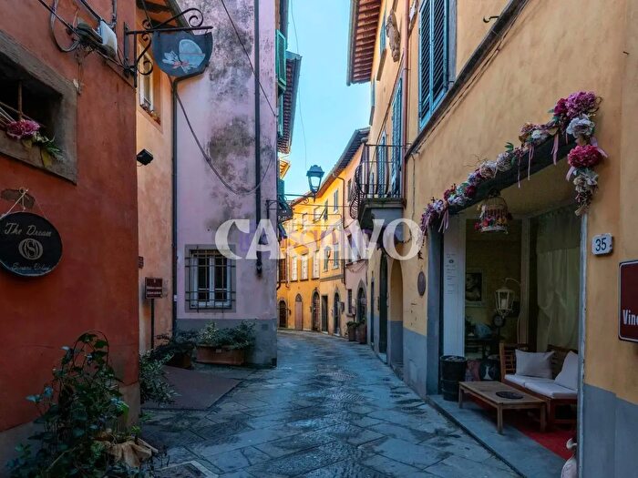 Appartamento quadrilocale in vendita in Via Giosuè Carducci, Santa Maria A Monte