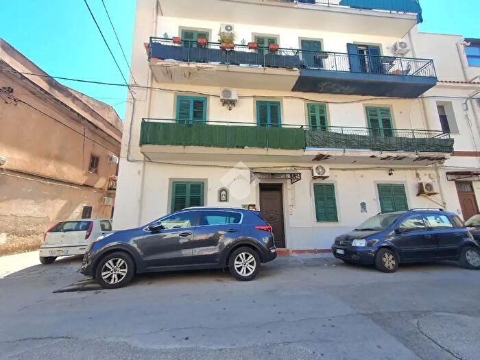 Appartamento bilocale in vendita in Via Bergamotto, Palermo