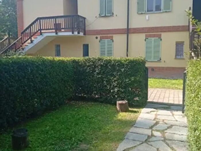 Appartamento bilocale in affitto in Frazione Serravalle, Asti