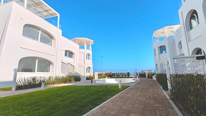 Appartamento con 5 locali in vendita in Via Litoranea Complesso Costa Conero, Numana