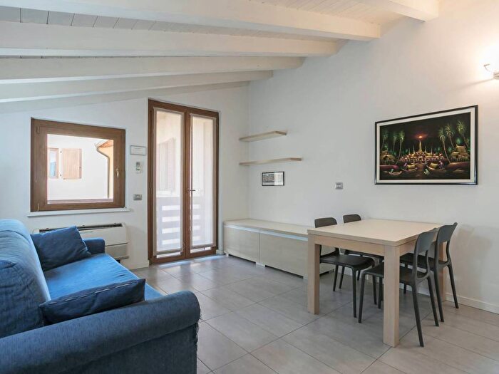 Appartamento monolocale in affitto in via Francesco Martinengo Colleoni, Scanzo Rosciate, Scanzorosciate