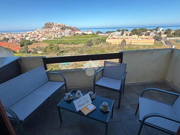 Appartamento trilocale in vendita in Via Alfonso V dAragona, Castelsardo