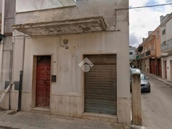 Casa quadrilocale in vendita in Via Luigi Margarita, Francavilla Fontana