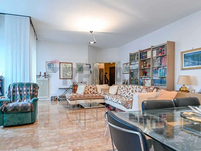 Appartamento quadrilocale in vendita in Via Corridoni, Bergamo