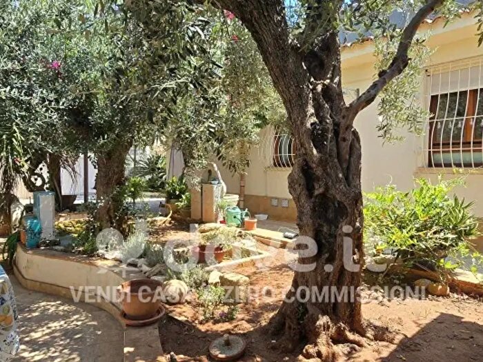 Casa quadrilocale in vendita in Via del Mediterraneo, Castelvetrano