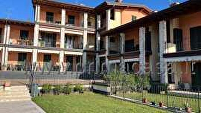 Appartamento trilocale in affitto in Via Vigole C, Toscolano Maderno