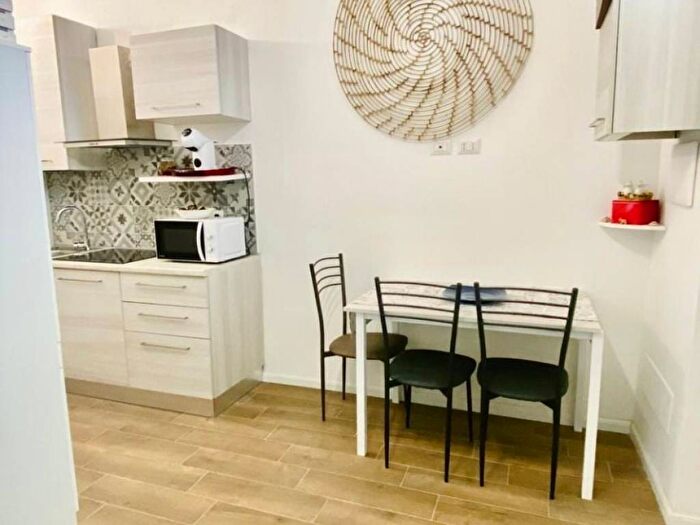 Appartamento bilocale in affitto in Via Antonio Gramsci, Centro Storico, Monza