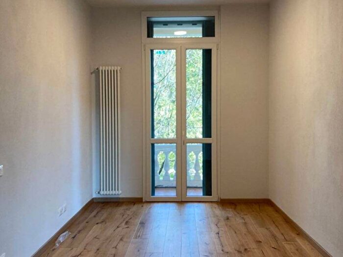 Appartamento quadrilocale in affitto in Via Marsala, Valdonega, Verona