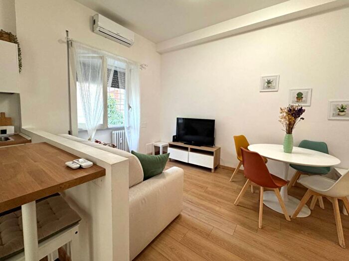 Appartamento bilocale in affitto in Via Antonio Pollaiolo, Parioli, Roma