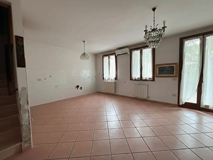 Casa con 6 locali in vendita in Adria Riviera Amolaretta, Adria
