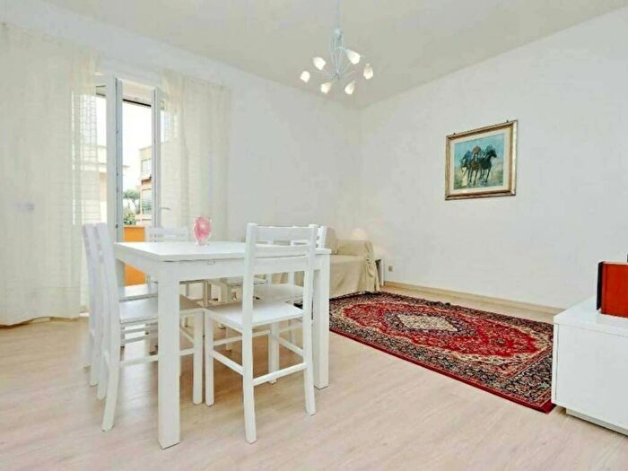 Appartamento trilocale in affitto in Via Raffaele Balestra, Monteverde Nuovo, Roma