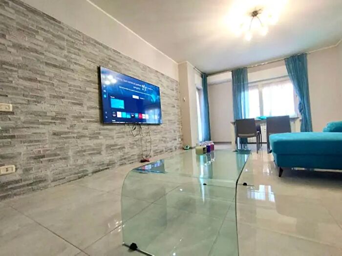 Appartamento quadrilocale in vendita in Via Cappuccini, Cerro Maggiore