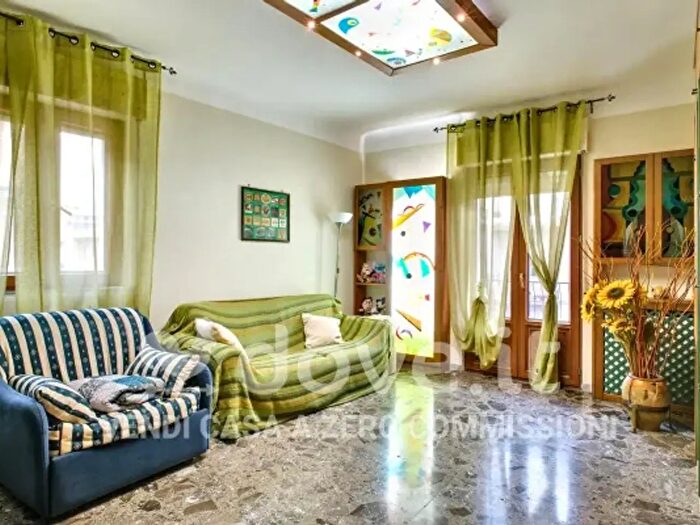 Appartamento trilocale in vendita in Via Lucania, Taranto