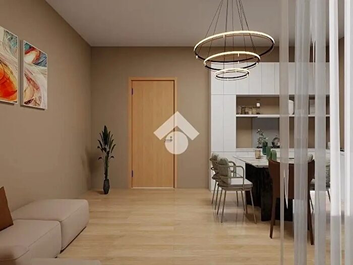 Appartamento trilocale in vendita in Via Pompeo Vizzani, Bologna