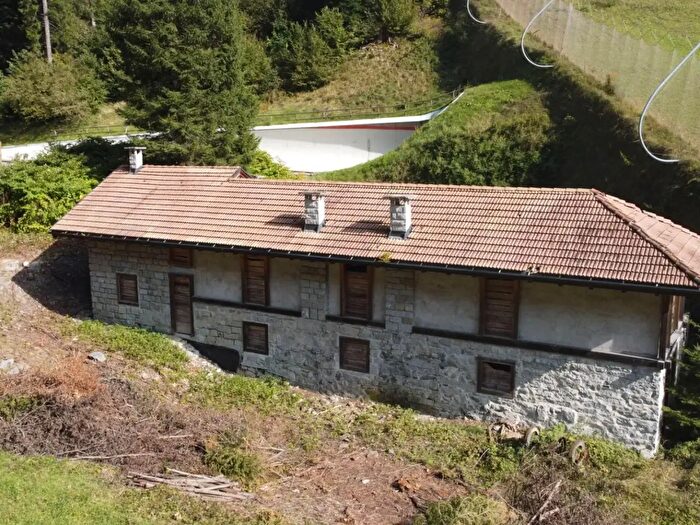 Casa con 8 locali in vendita in Via Ronch, Pinzolo