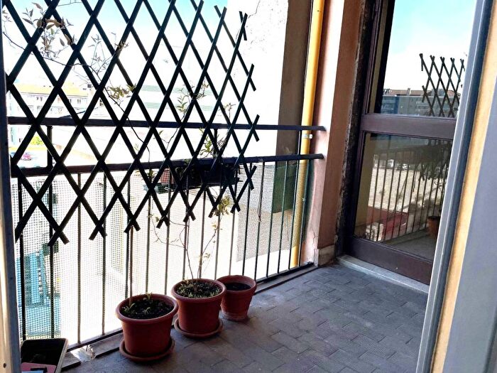 Appartamento bilocale in affitto in Viale Certosa, Certosa, Milano
