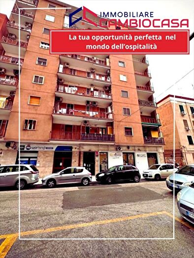 Appartamento con 5 locali in vendita in Via Cagliari, Taranto