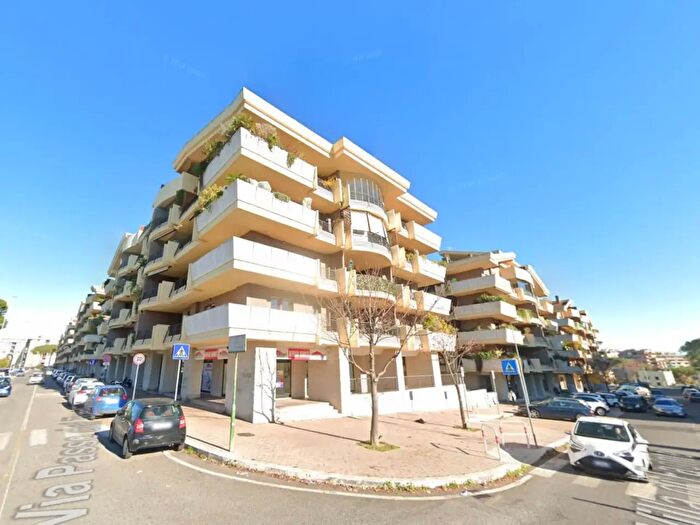 Appartamento in vendita in Via Passo del Turchino, Roma
