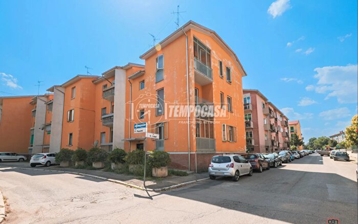 Appartamento trilocale in vendita in Via F Pasotti, Imola