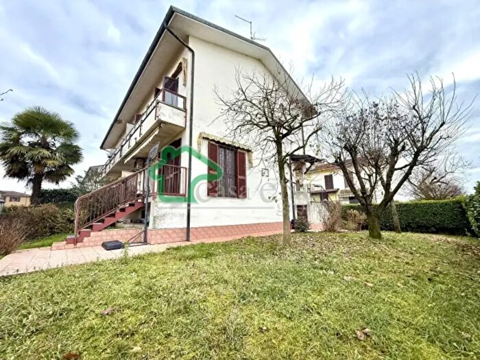 Casa quadrilocale in vendita in Via Antonio Gramsci, Secugnago