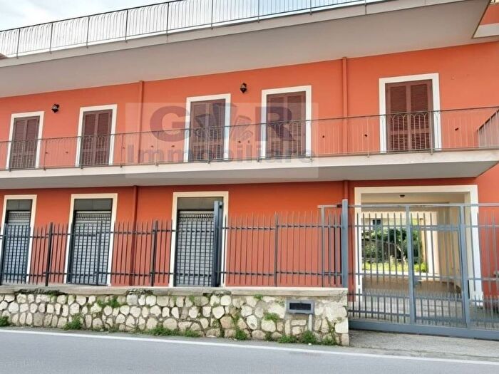 Casa con 5 locali in vendita in Strada Provinciale NolaCicciano, Centro, Camposano