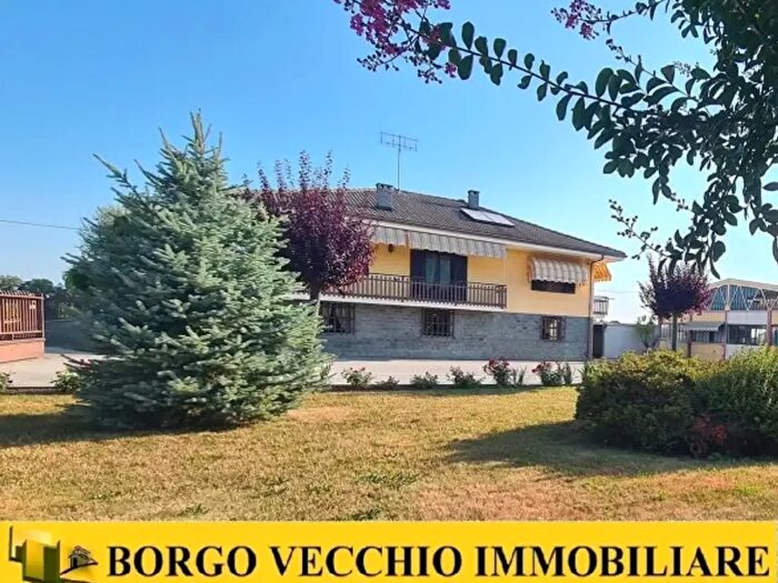 Casa con 5 locali in vendita in Via Don Nasi, Peveragno