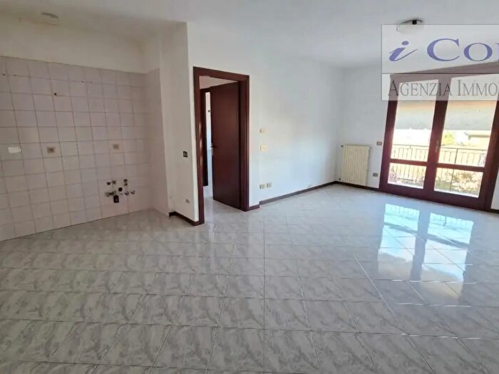 Appartamento trilocale in vendita in Via San'Antonio, Cervarese Santa Croce