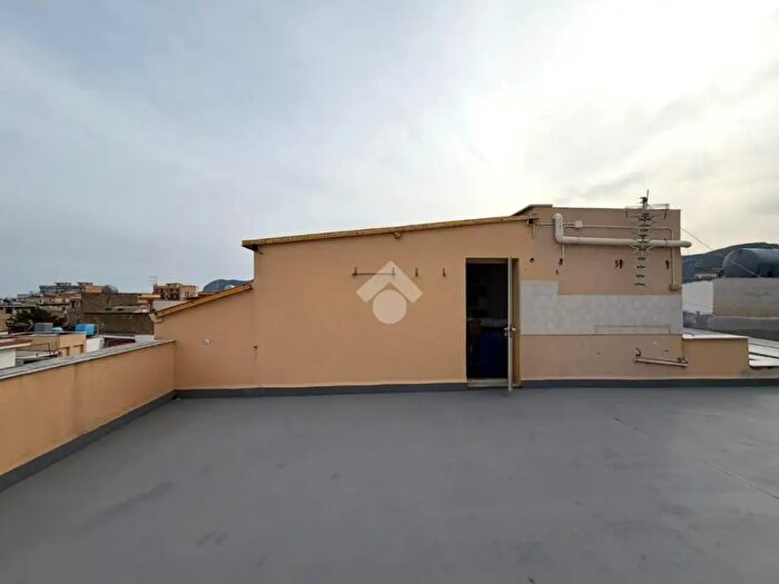 Appartamento con 5 locali in vendita in Corso Umberto I B, Ficarazzi