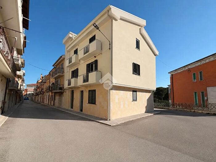 Appartamento trilocale in vendita in Via Santa Chiara, San Giovanni Rotondo