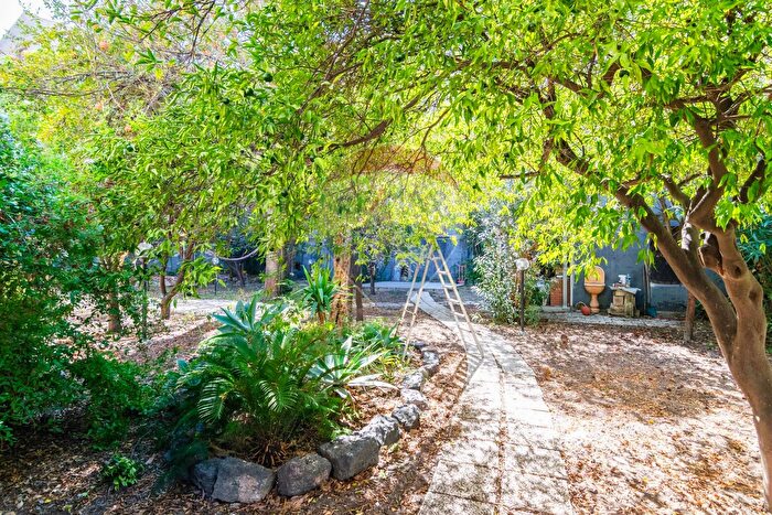 Appartamento trilocale in vendita in Via Antonino di Sangiuliano, Catania