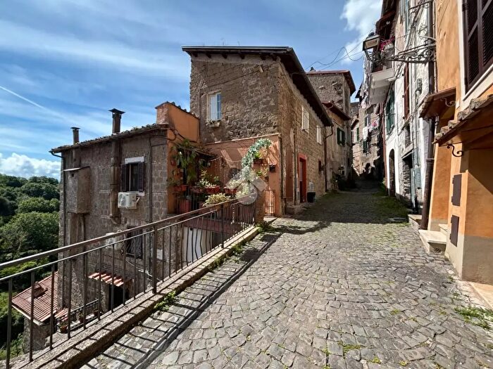 Appartamento monolocale in vendita in Via S Giovanni, Genazzano