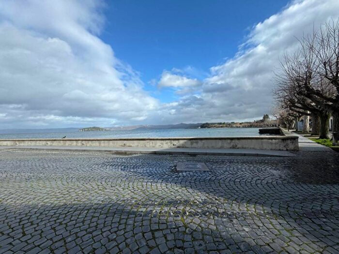 Appartamento bilocale in affitto in Via Amalasunta, Marta