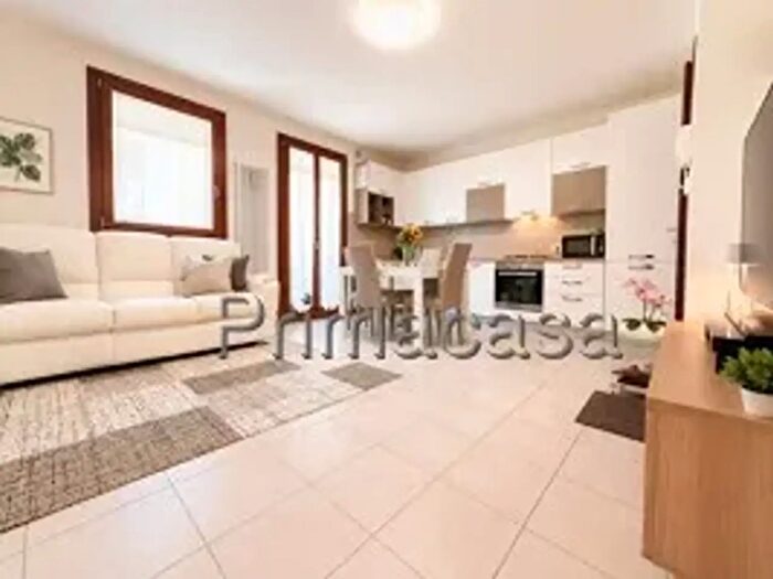 Appartamento quadrilocale in vendita in Via Pialoi, Venezia
