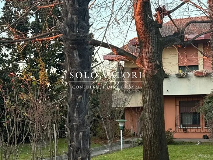 Casa con 6 locali in vendita in Castelfranco Veneto