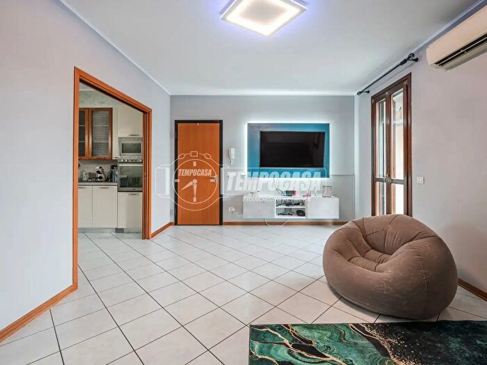 Appartamento quadrilocale in vendita in Via Don Giuseppe Puglisi, Correggio