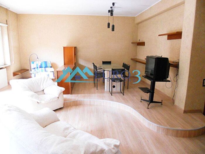 Appartamento con 5 locali in affitto in Via Dino Angelini, Ascoli Piceno