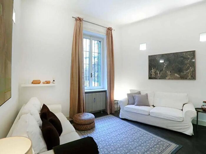 Appartamento monolocale in affitto in Piazza Sempione, Milano