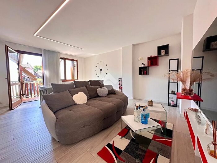 Casa quadrilocale in vendita in Via Superiore, Udine