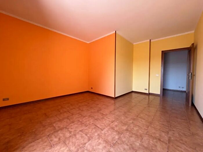 Appartamento con 6 locali in vendita in Reggio Emilia