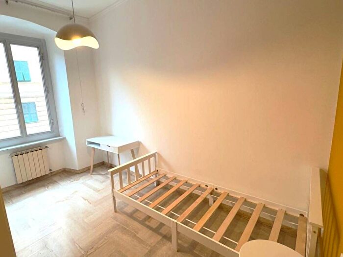 Appartamento con 6 locali in affitto in Via Pisacane, Foce, Genova