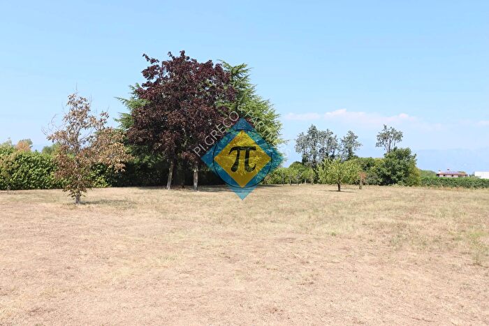 Casa con 5 locali in vendita in Via Castelfranco Veneto, Pordenone