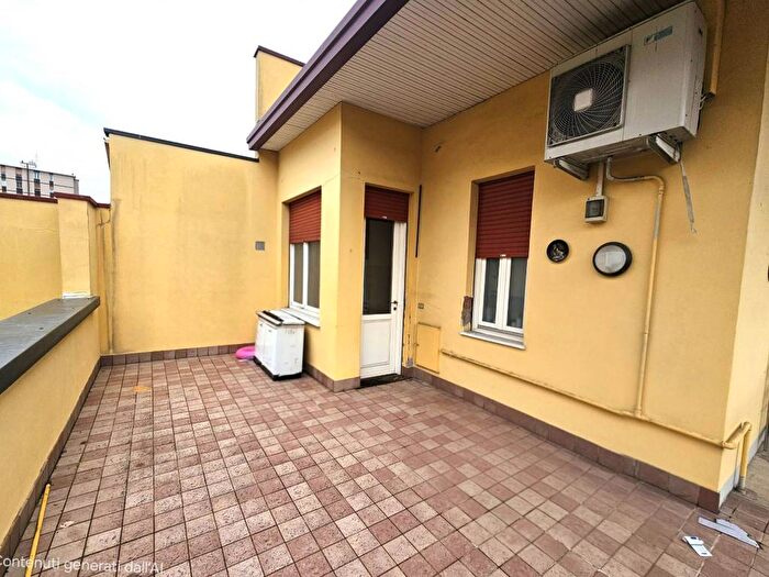 Appartamento trilocale in vendita in Via Alberto da Giussano, Volturno Assisi San Mauro, Lissone