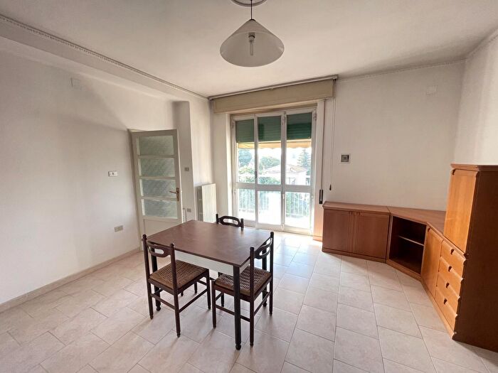 Appartamento trilocale in vendita in Suzzara